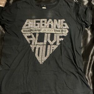 Black BigBang alive tour t shirt